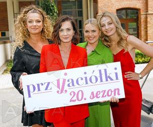 Przyjaciółki 20. Zuza (Anita Sokołowska), Inga (Małgorzata Socha), Anka (Magdalena Stużyńska), Patrycja (Joanna Liszowska)