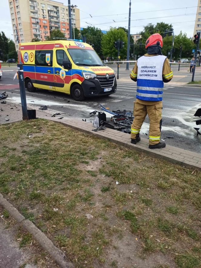 Łódź. Samochód wjechał w grupę przechodniów 