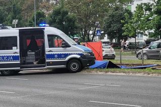 Łódź. Śmiertelny potrącenie 27-latki na przejściu. Kierowca volkswagena sam walczy o życie w szpitalu [ZDJĘCIA].