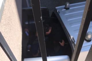 Areszt dla zabójcy matki i babki z Bąkowa [WIDEO, GALERIA]