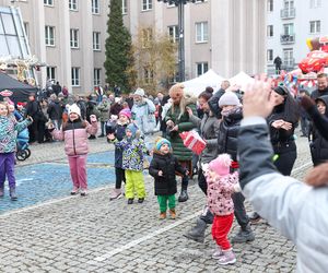 Manufaktura Świętego Mikołaja powróciła do Sosnowca. Warsztaty, jarmark, karuzele i inne atrakcje