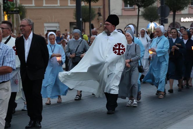 76. rocznica Cudu Lubelskiego. Procesja różańcowa w centrum Lublina