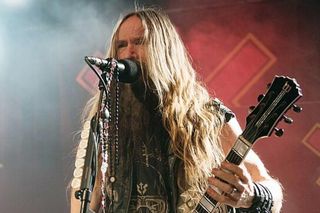 Co sprawiło, że Pantera stała się jednym z największych zespołów metalowych na świecie? Zakk Wylde zna odpowiedź na to pytanie! 