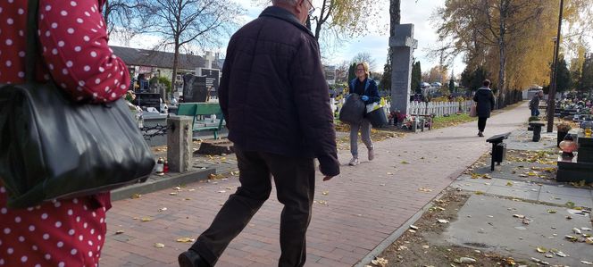 Przygotowania do Wszystkich Świętych Zamość