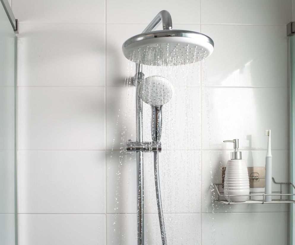 Czyszczenie deszczownicy z kamienia