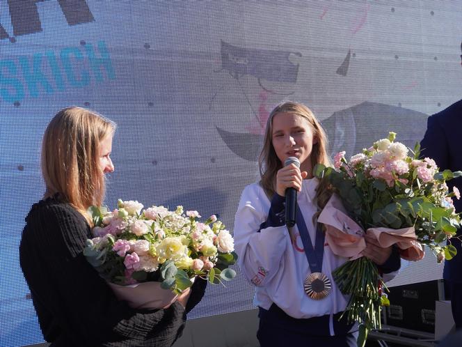 Tak mieszkańcy Tarnowa powitali Aleksandrę Kałucką, brązową medalistkę Igrzysk Olimpijskich w Paryżu!