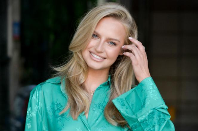 Karolina Pisarek w bikini chodzi po ogródku. Internauci ocenili odważną sesję