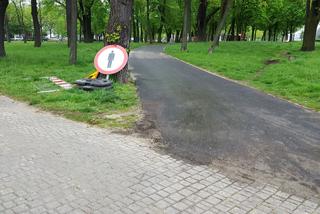 ​Asfalt na ulicach, asfalt w...parkach w Lesznie 