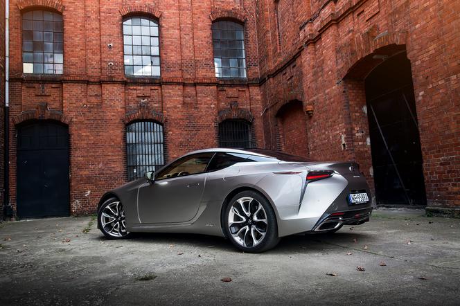 Lexus LC500h 3.5 V6 359 KM Superturismo