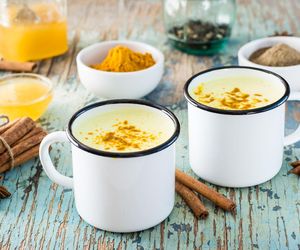 Na odporność i dobry nastrój. Czym jest złote mleko i jak je zrobić? 