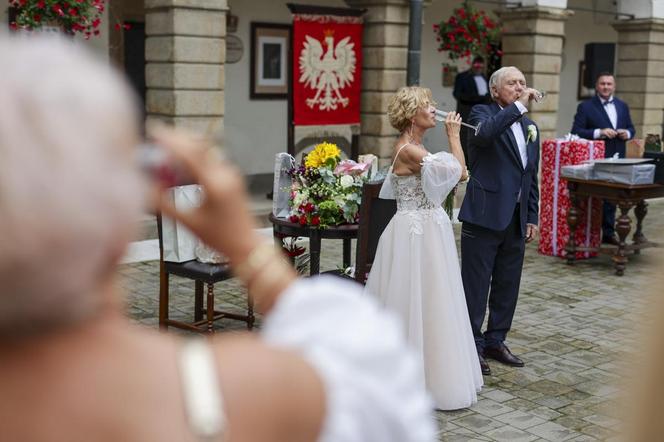 Tak wyglądał ślub Iwony i Gerarda z "Sanatorium miłości"