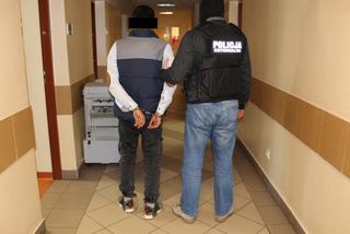 Gumową pałą atakowali kobiety