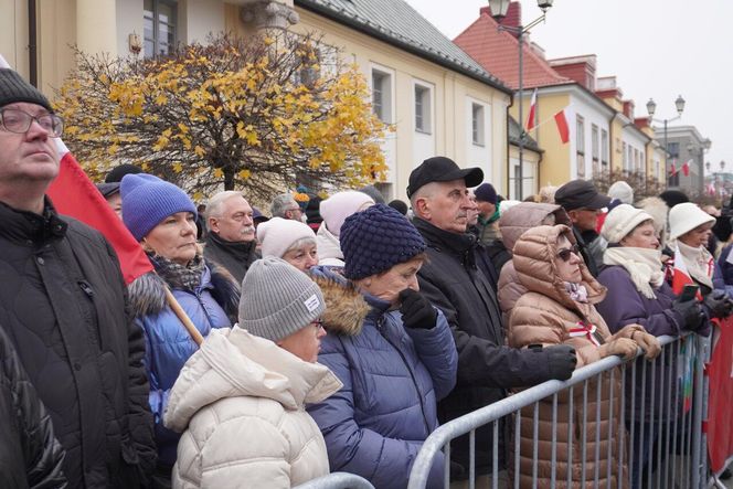 Tak białostoczanie uczcili Narodowe Święto Niepodległości 2024 w Białymstoku [ZDJĘCIA]