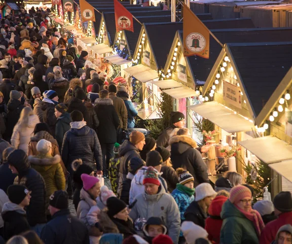 Jarmark świąteczny w Warszawie. Sprawdź szczegóły!