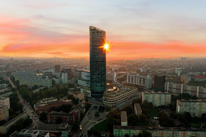 Sky Tower we Wrocławiu - strefa gastronomiczna