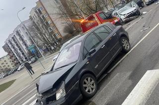 Wypadek dwóch osobówek w Białymstoku. Utrudnienia przy centrum miasta