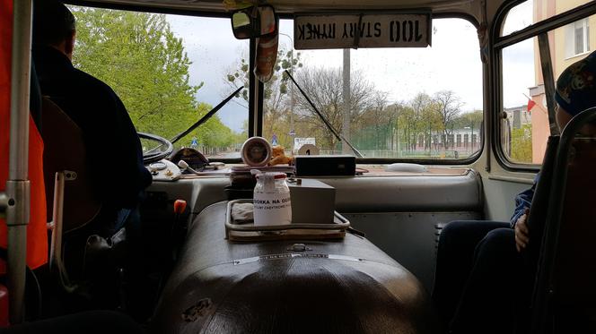 Kurs zabytkowym autobusem i rejs tramwajem wodnym