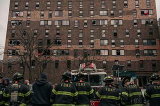 Ogromny pożar wieżowca w Nowym Jorku! 19 ofiar, 63 rannych