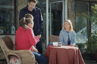 M jak miłość odc. 1845. Julia (Marta Chodorowska), Magda (Anna Mucha), Nadia (Mira Fareniuk), Dima (Michaił Pszeniczny)