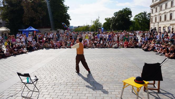 Takie „cyrki” to tylko w Lublinie! Trwa Carnaval Sztumistrzów. ZDJĘCIA z trzeciego dnia cyrkowego święta