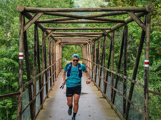 Kuba Orłów chce przebiec 1100 km górskimi szlakami