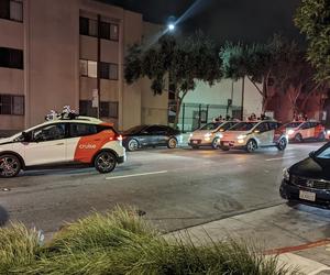 Bunt maszyn to nie fikcja. Autonomiczne taksówki strajkowały w USA