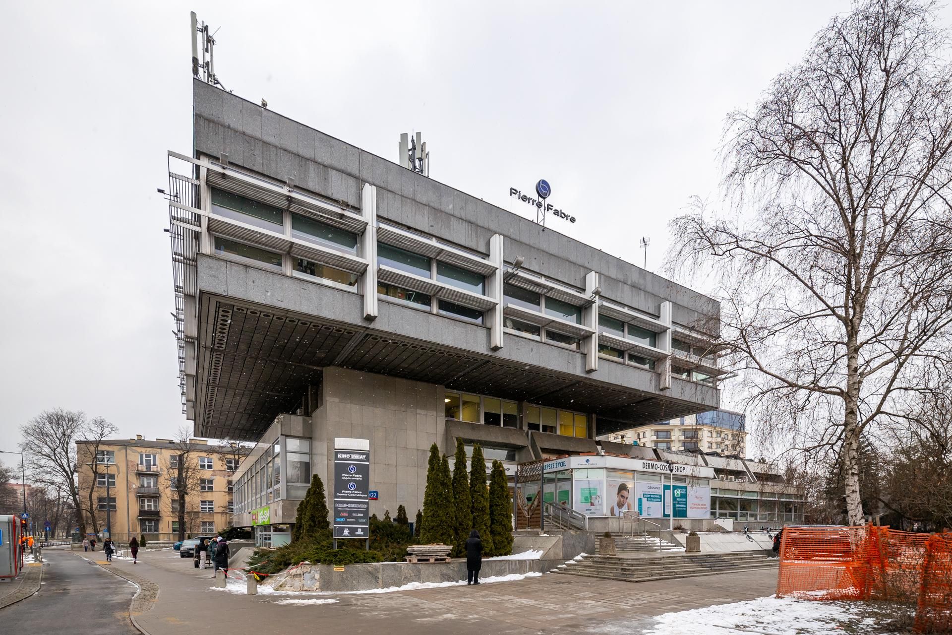 Uniwersus w Warszawie