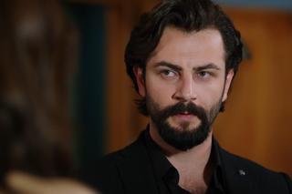 Przysięga: Özge Yağız i Gökberk Demirci znowu się rozstali