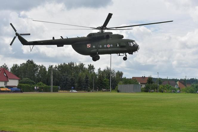 Efektowne ćwiczenia WOT w Czernikowie pod Toruniem. "Scenariusz zakładał atak przeciwnika na szkołę z kilkudziesięcioma uczniami"