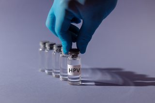 Bezpłatne szczepienia dla nastolatków przeciw wirusowi HPV. Sprawdź, gdzie można się zaszczepić