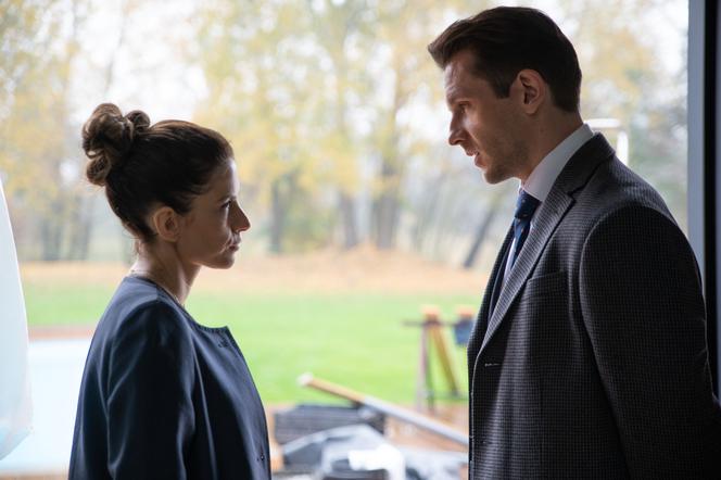 Zawsze warto. Marta (Weronika Rosati), Marek (Jacek Knap)