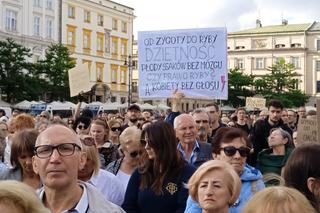Protest Ani jednej więcej! w Krakowie 14.06.2023