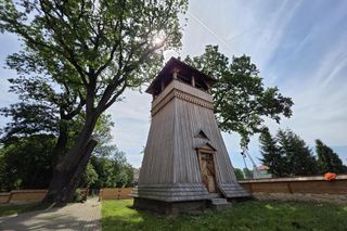 Zabytkowy kościół w Domaradzu.