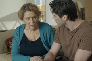 Barwy szczęścia odc. 3201. Józefina Rawiczowa (Elżbieta Jarosik), Cezary (Marcel Opaliński)