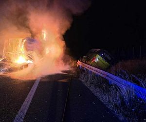 Dramat na S7. Autobus zderzył się z samochodem ciężarowym. Dziecko wśród poszkodowanych