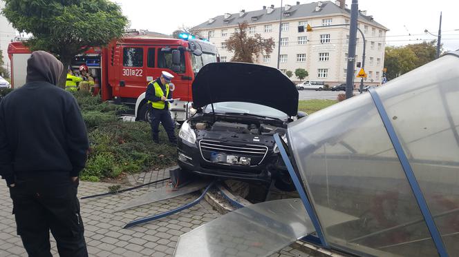 Poważny wypadek na Rondzie Jagiellonów w Bydgoszczy