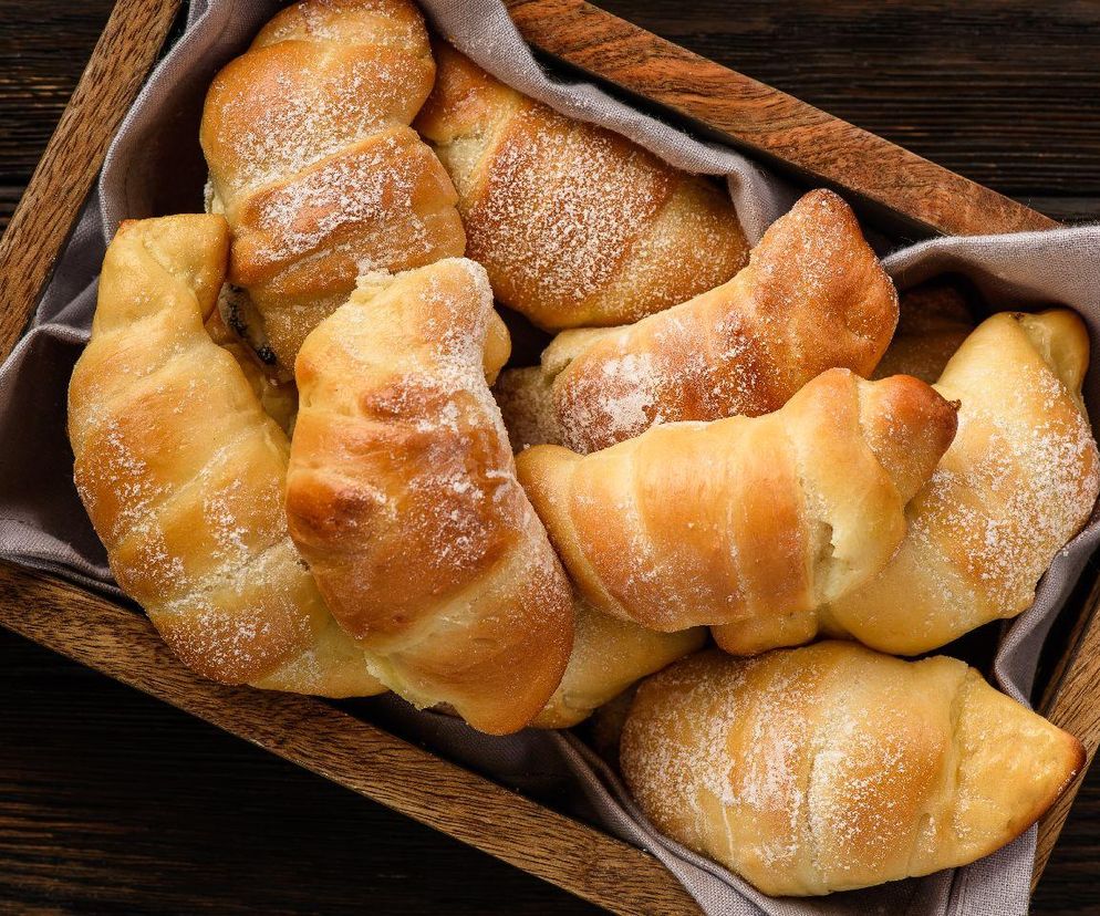 Zamiast kanapek na śniadanie serwuję te mleczne rogaliki. Są pyszne i obłędnie puszyste