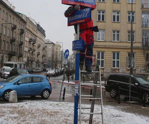Ulica Lecha Kaczyńskiego wróci do Warszawy? Tak znikała w 2019 roku