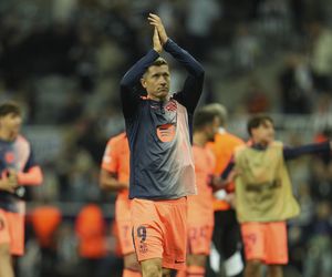Robert Lewandowski przyłapany na rozmowie z prezesem PSG. Ujawniono kulisy