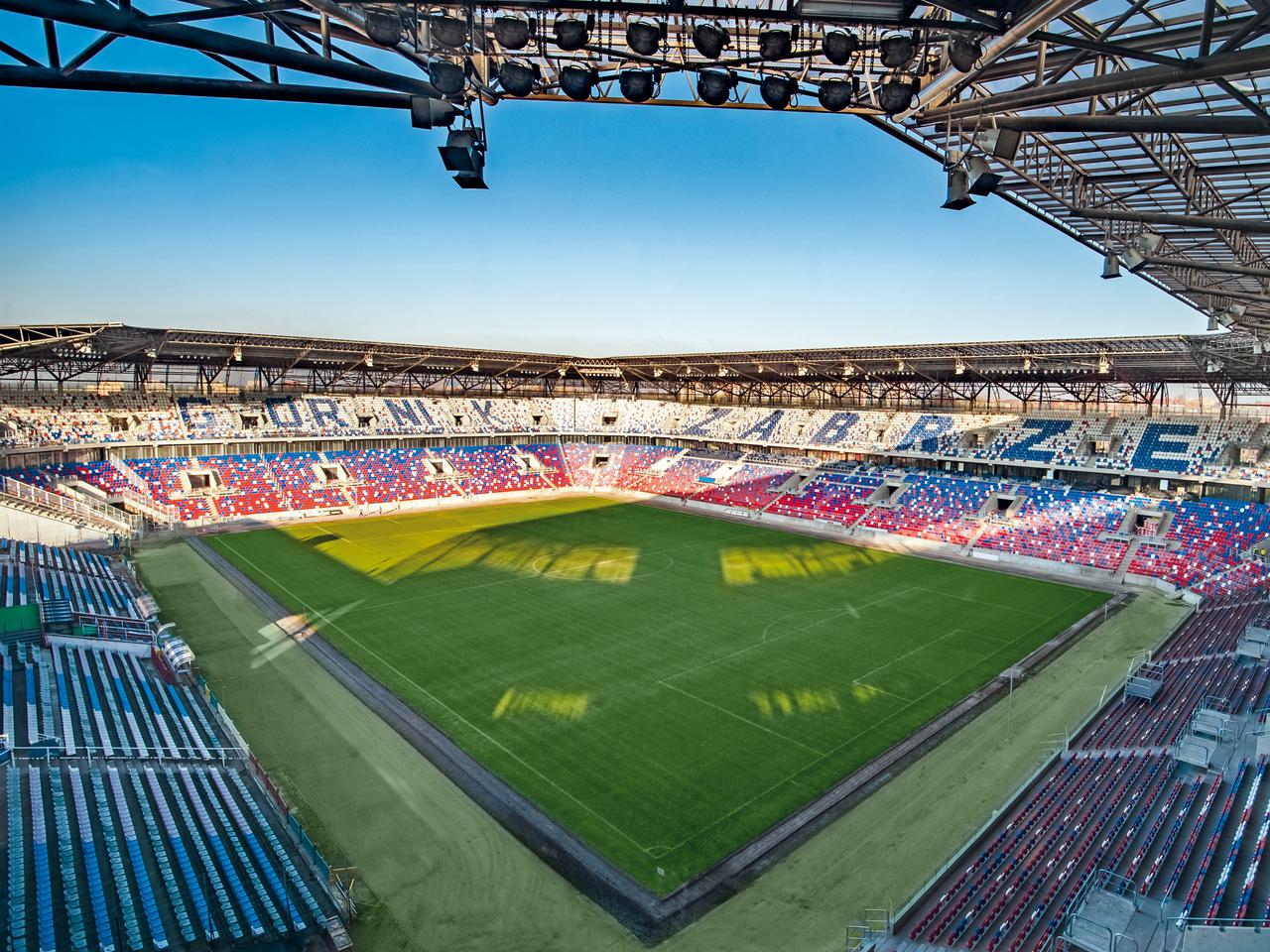 Pierwszy mecz na stadionie Arena Zabrze 