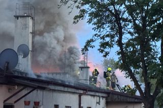 Pożar budynku socjalnego w Człuchowie. Ewakuacja mieszkańców