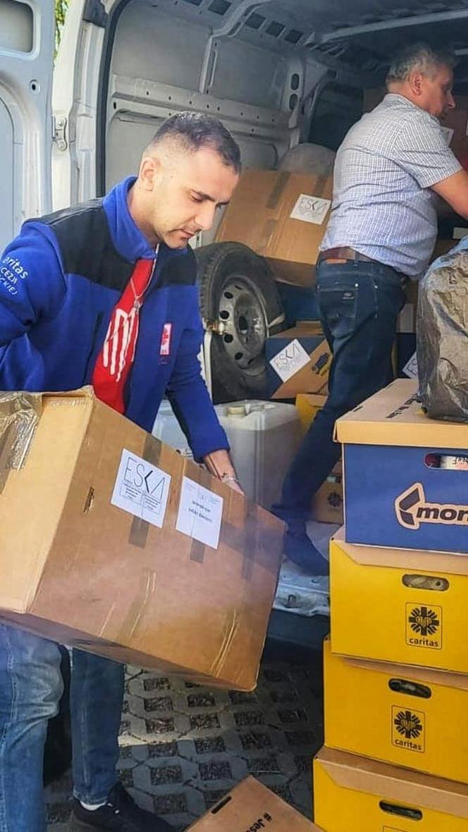 Kolejny, ale nie ostatni transport humanitarny z Siedlec na Ukrainę - fundacja Eska Kowalscy i Caritas Diecezji Siedleckiej