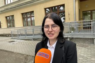 Maturzyści I LO po egzaminie z języka polskiego