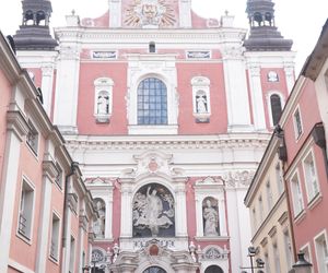 Najpiękniejsze zabytki sakralne według sztucznej inteligencji [ZDJĘCIA]