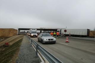 Budowa A1: Drogowcy oddają pierwszy węzeł na autostradzie i kolejne kilometry trasy! Gdzie będzie łatwiej?