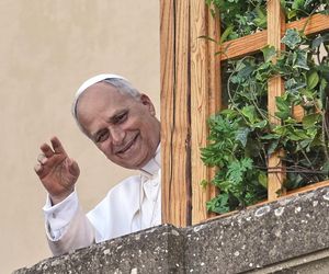 Papież tonie pod listami, dostaje ich 100 kilogramów dziennie. Dochodzą nawet bez adresu