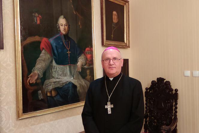Arcybiskup Górzyński dziękuję służbie zdrowia