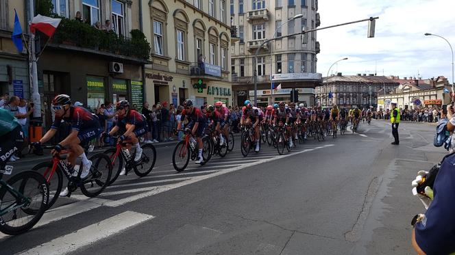 Tour de Pologne 2022. Niesamowite emocje w Przemyślu i finisz na Zniesieniu 