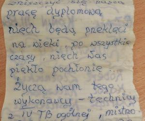 Niezykła wiadomość ukryta w butelce. Odkryto ją podczas remontu 