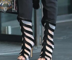 Justyna Steczkowska podróżuje z kasą i klasą